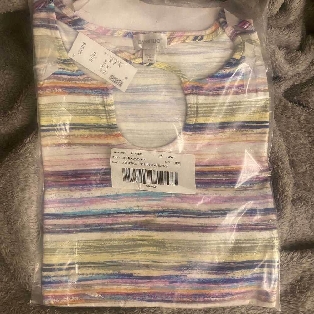 Avenue abstract striped top sz 14/16